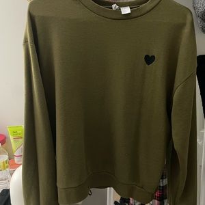 army green crew neck